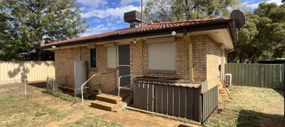 Дом с 3 спальнями в Griffith, Австралия № 38 12