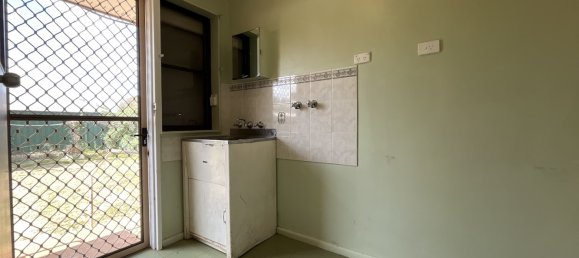 Дом с 3 спальнями в Griffith, Австралия № 38 11