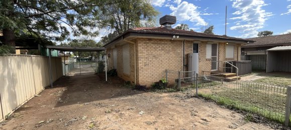 Дом с 3 спальнями в Griffith, Австралия № 38 13