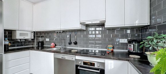 4 bedrooms Townhouse in Estepona, Spain No. 81241 2