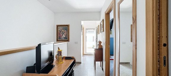 4 bedrooms Townhouse in Estepona, Spain No. 81241 6
