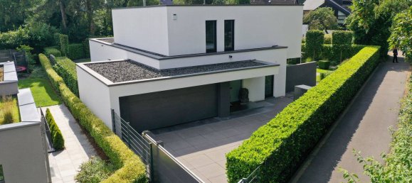 Villa de 4 dormitorios en Solingen, Germany No. 292928 2