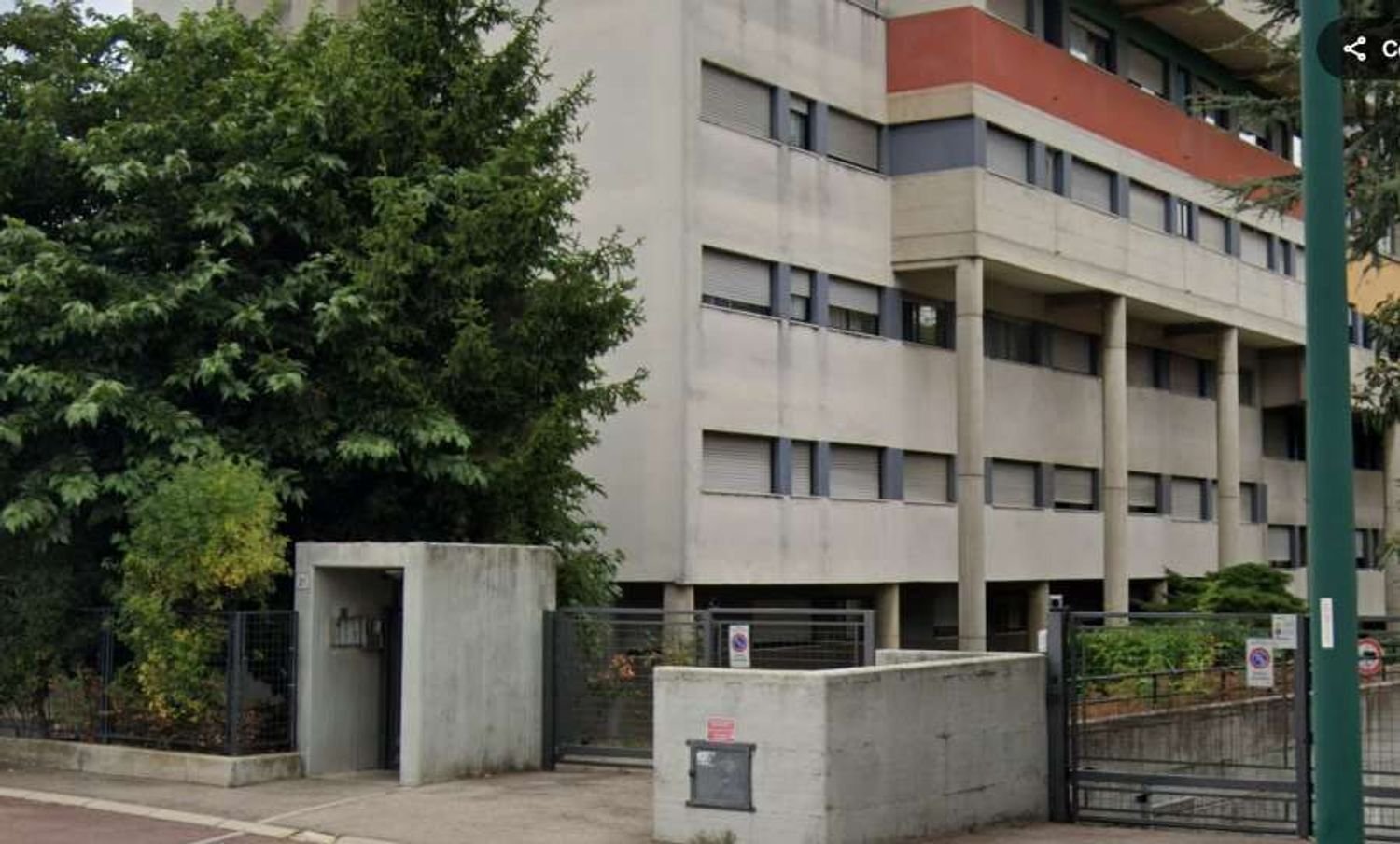 2 rooms Apartment in Paderno Dugnano, Italy No. 216574