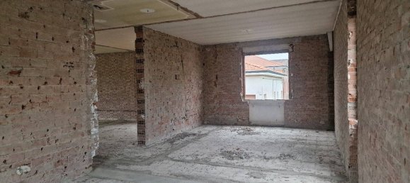 3 bedrooms Villa in Scandiano, Italy No. 174914 3