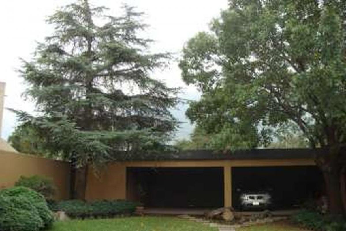 4 bedrooms House in Nuevo Leon, Mexico No. 154583