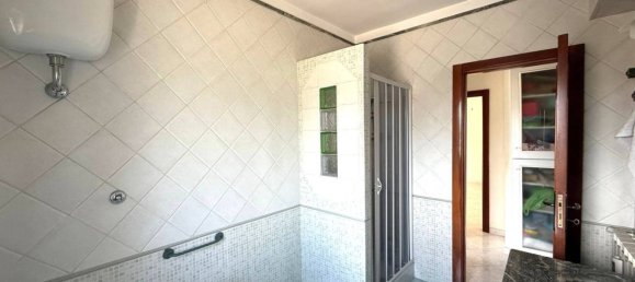 2 bedrooms Apartment in Quarto, Italy No. 381305 22