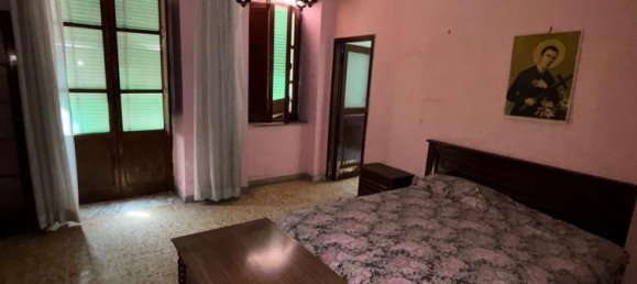 2 bedrooms Apartment in Caivano, Italy No. 376479 2