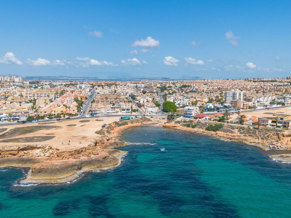 4 bedrooms Townhouse in Torrevieja, Spain No. 176499