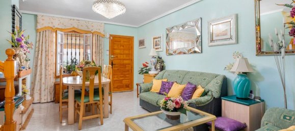 4 bedrooms Townhouse in Torrevieja, Spain No. 176499 8