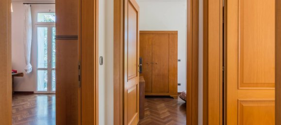 2 bedrooms Villa in Cattolica, Italy No. 295121 13