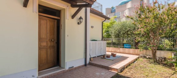 2 bedrooms Villa in Cattolica, Italy No. 295121 38