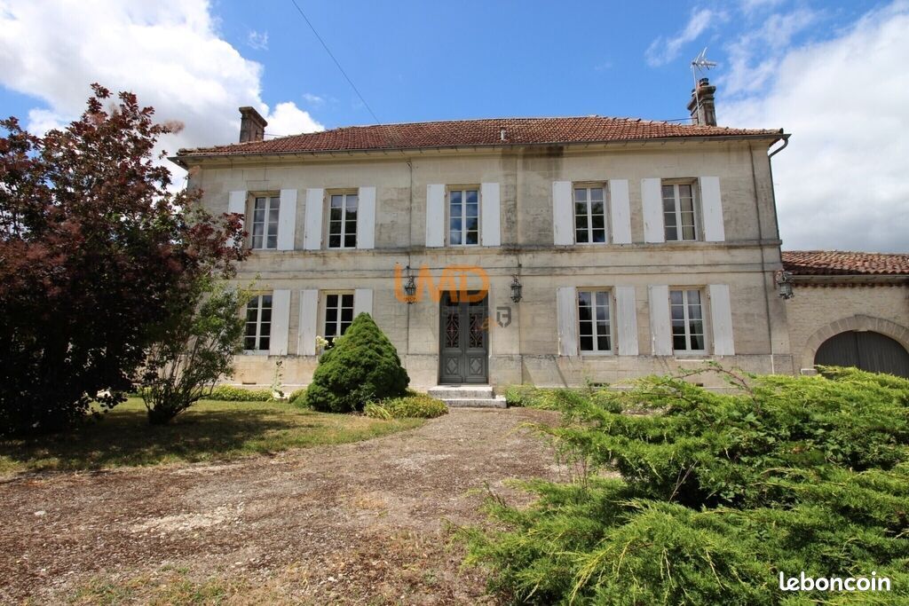 Casa de 7 dormitorios en Germignac, France No. 341204