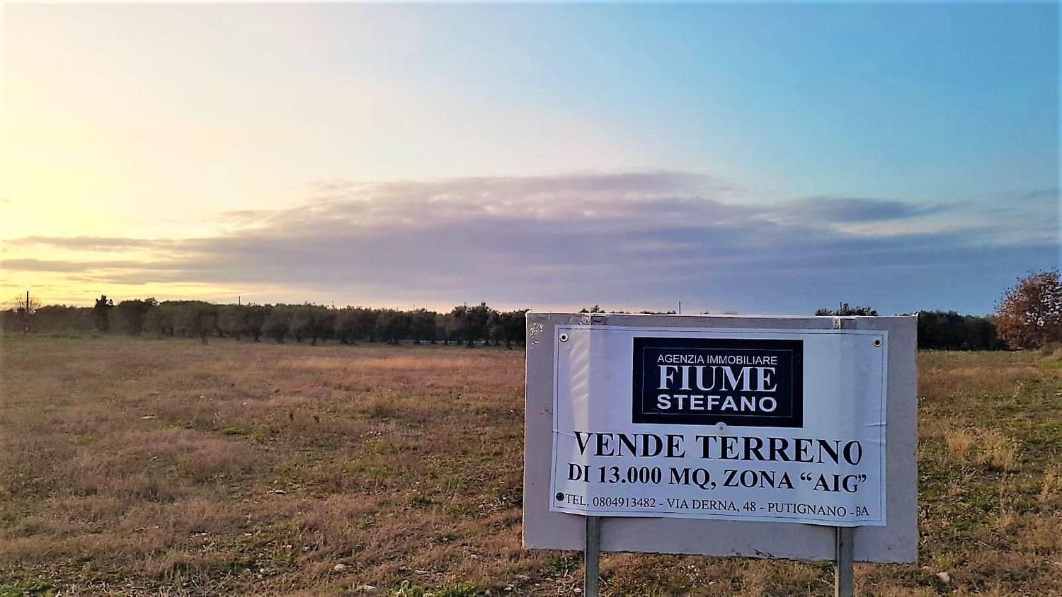 13000m² Land in Cassano delle Murge, Italy No. 85417