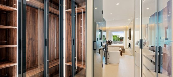 Квартира с 3 спальнями в Эстепона, Испания № 121424 25