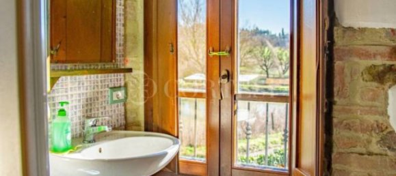 5 rooms Commercial property in Montone, Italy No. 277169 16