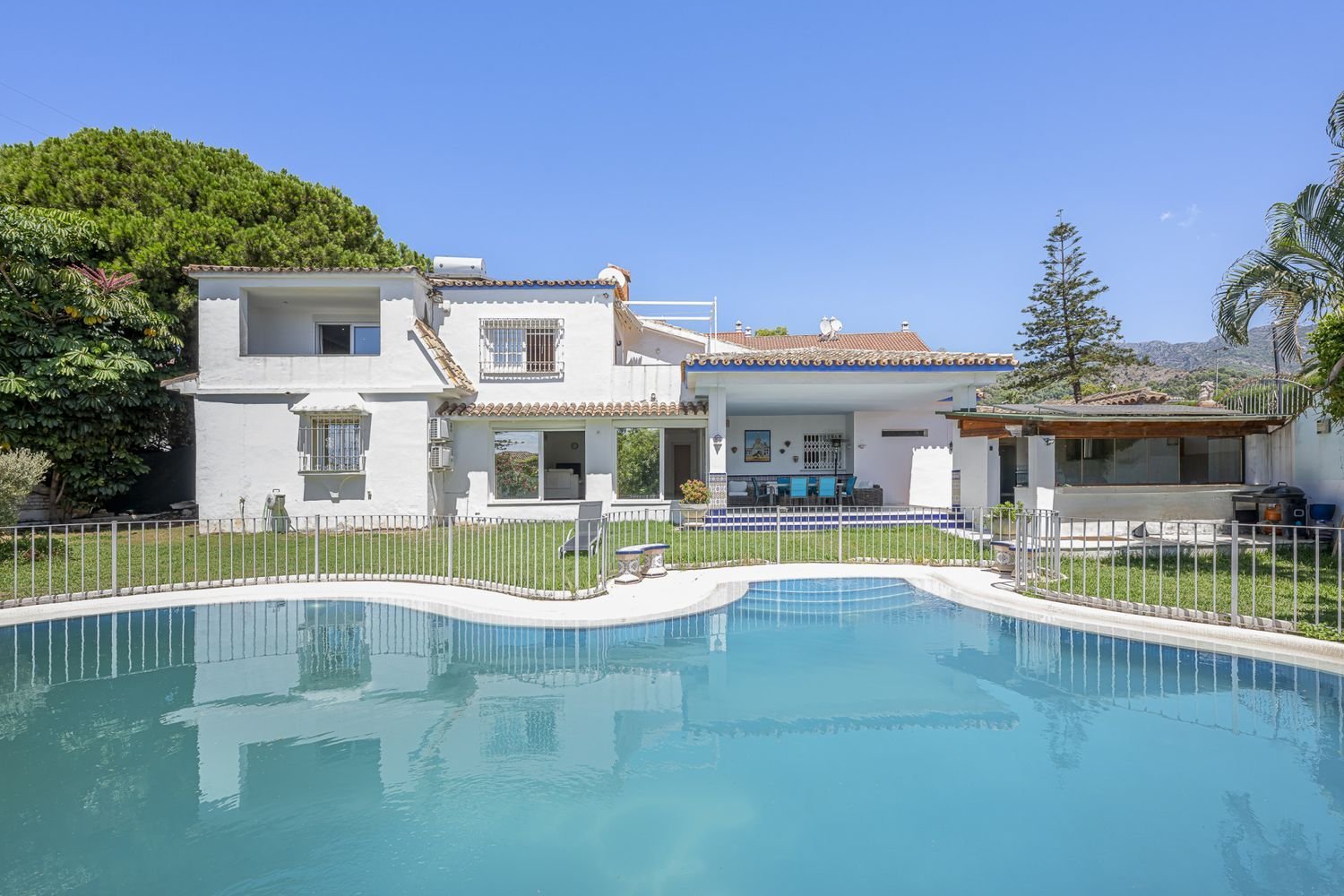 5 Schlafzimmer Villa in Marbella, Spain, Nr. 234013