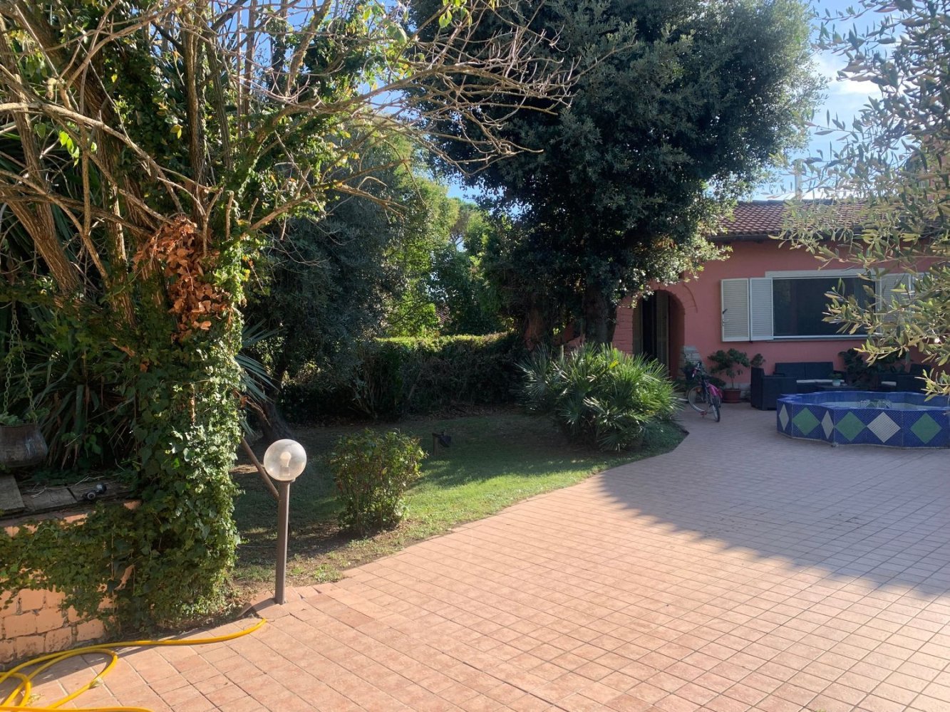 Вилла с 7 спальнями в Формелло, Италия № 384504