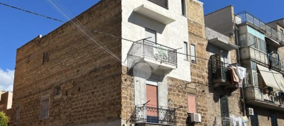 2 bedrooms Apartment in Palermo, Italy No. 356695 7