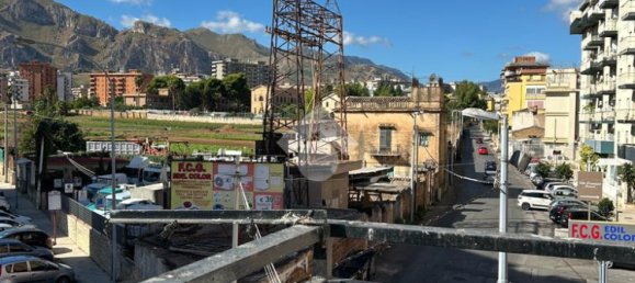 2 bedrooms Apartment in Palermo, Italy No. 356695 4