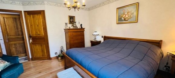 Casa de 5 dormitorios en Vienne, France No. 315815 8