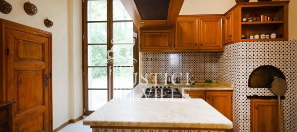 Вилла с 9 комнатами в Пиза, Италия № 102177 16