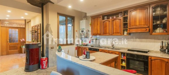 Вилла с 4 спальнями в Корнате д’Адда, Италия № 292785 11