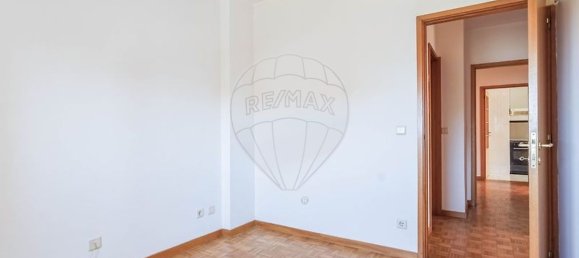 3 Schlafzimmer Wohnung in Vila Nova de Gaia, Portugal, Nr. 330820 2