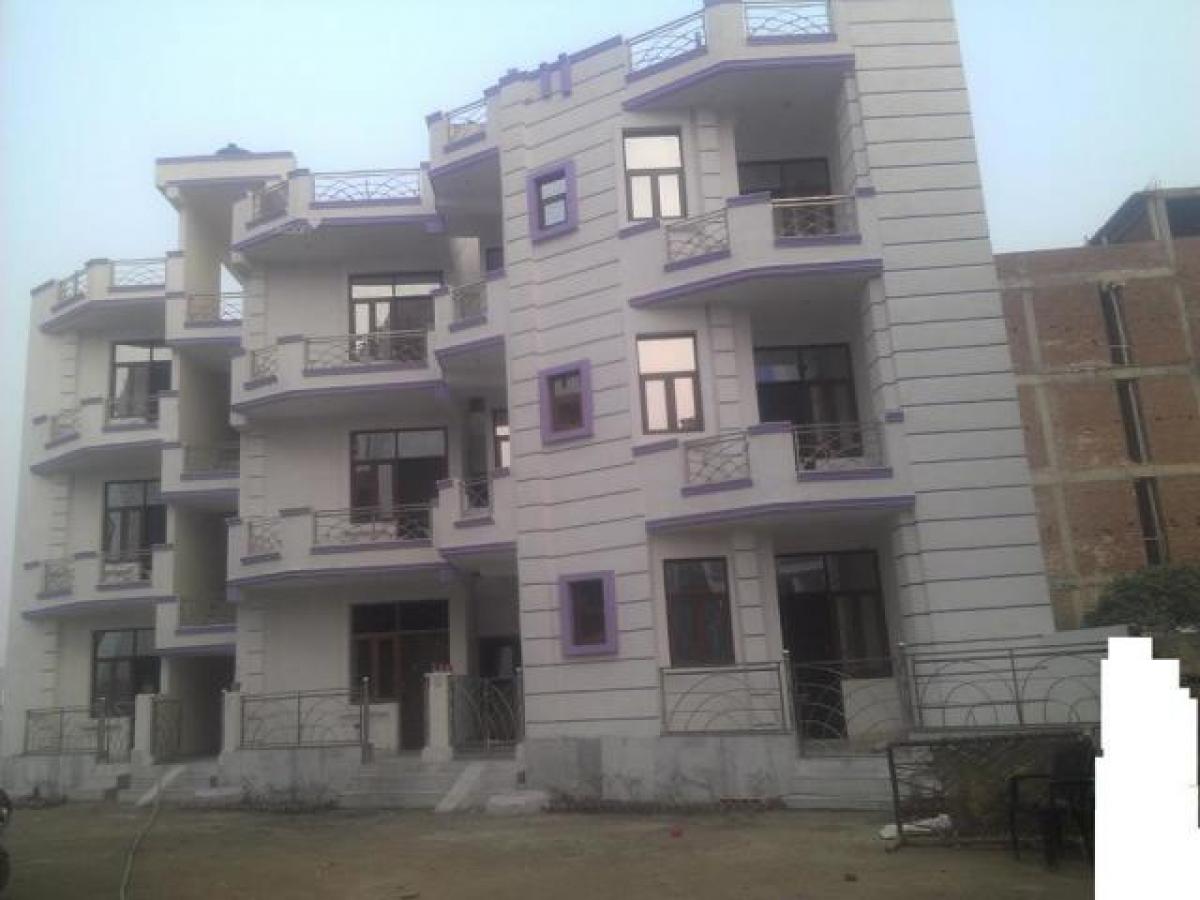 2 bedrooms House in Faridabad, India No. 7852