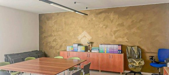 1غرفة مستودع في Chiari, Italy رقم 323406 34