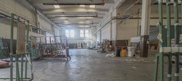 1غرفة مستودع في Chiari, Italy رقم 323406 19