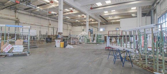 1غرفة مستودع في Chiari, Italy رقم 323406 12