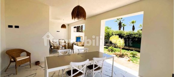 Вилла с 3 спальнями в Петрозино, Италия № 272492 35