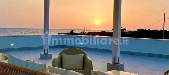 Вилла с 3 спальнями в Петрозино, Италия № 272492 80