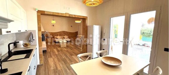 Вилла с 3 спальнями в Петрозино, Италия № 272492 30