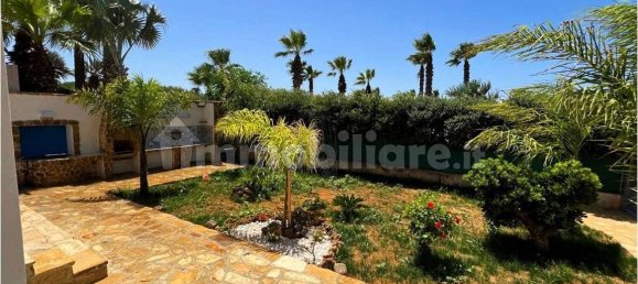 Вилла с 3 спальнями в Петрозино, Италия № 272492 67