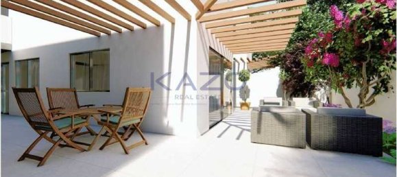 3 bedrooms Commercial property in Limassol, Cyprus No. 13529 2