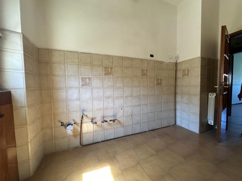 4 rooms Apartment in Massa Marittima, Italy No. 236528