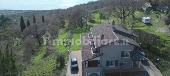 4 bedrooms Villa in Passignano sul Trasimeno, Italy No. 55661 21