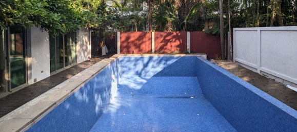 4 bedrooms Villa in Bangkok, Thailand No. 4974 5