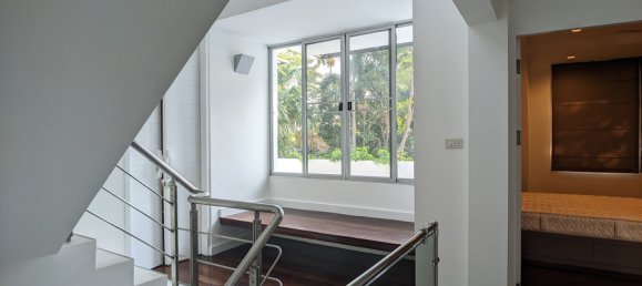 4 bedrooms Villa in Bangkok, Thailand No. 4974 10
