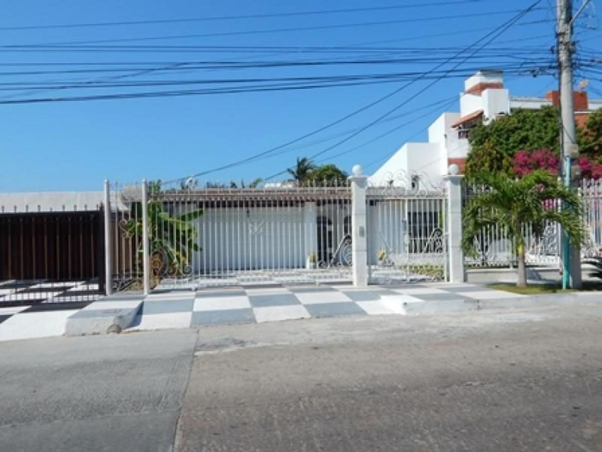 4 bedrooms House in Atlantico, Colombia No. 8547
