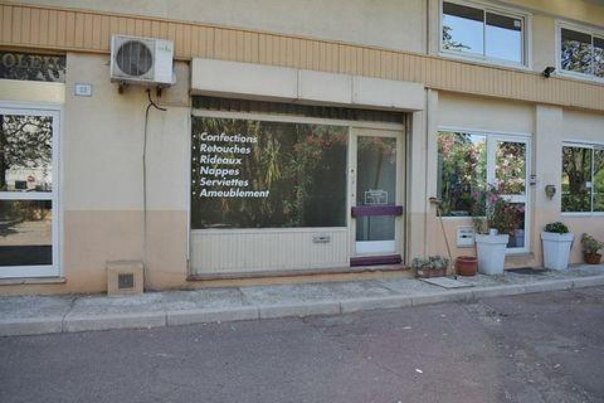 25m² Office in Frejus, France No. 18085