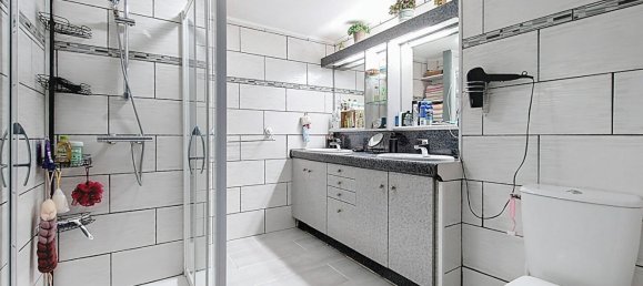 4 bedrooms House in Maine-et-Loire, France No. 283703 7