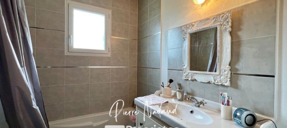 3 Schlafzimmer Haus in Libourne, France, Nr. 96039 11