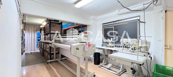 210m² Office in Badalona, Spain No. 141080 19