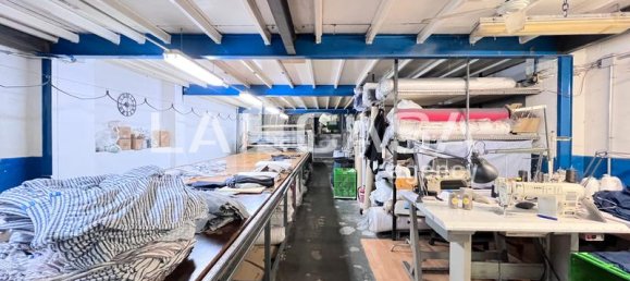 210m² Office in Badalona, Spain No. 141080 4