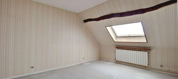 4 bedrooms House in Saint-Etienne-du-Rouvray, France No. 310763 7