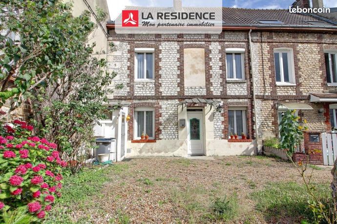 4 bedrooms House in Saint-Etienne-du-Rouvray, France No. 310763