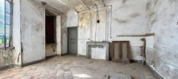 3 bedrooms House in Saint-Alban-Auriolles, France No. 286380 5