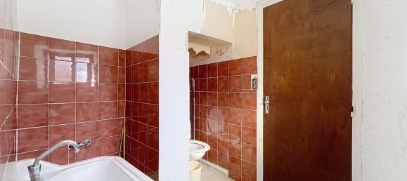 3 bedrooms House in Saint-Alban-Auriolles, France No. 286380 7